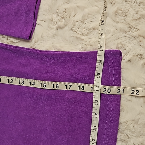 Rikki J. New York purple Med. slinky shimmery top casual EUC - Picture 7 of 7